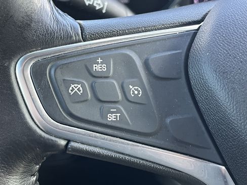 Used 2019 Chevrolet Equinox Premier w/ LPO, Cargo Package FWD image 19