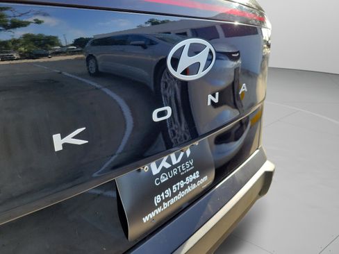 Used 2024 Hyundai Kona SEL FWD image 32