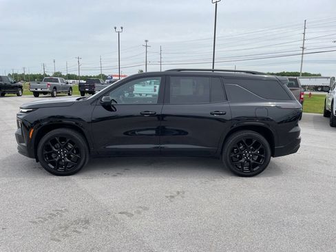 Used 2025 Chevrolet Traverse RS w/ LPO, Floor Liner Package AWD/4WD image 20