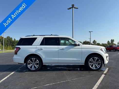 Used 2020 Ford Expedition Platinum AWD/4WD image 13