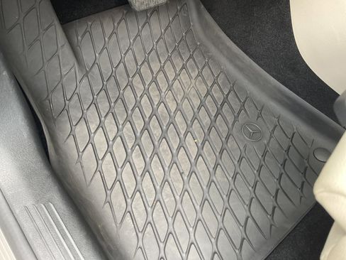 Certified 2025 Mercedes-Benz GLA 250 image 17