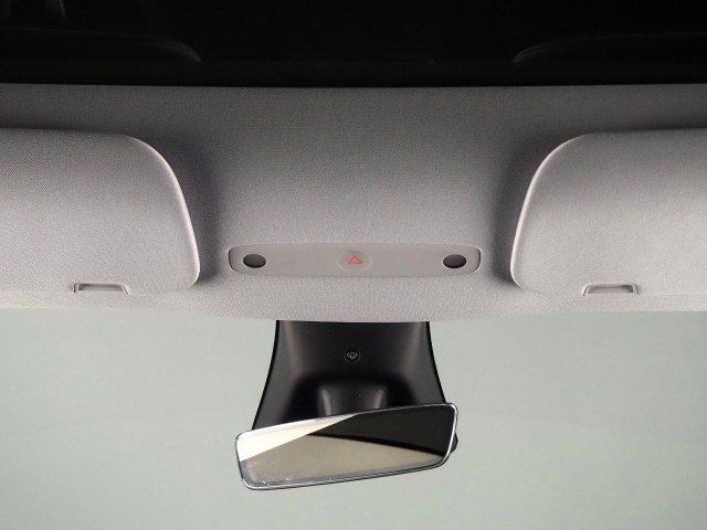Used 2026 Tesla Model Y Long Range RWD image 64