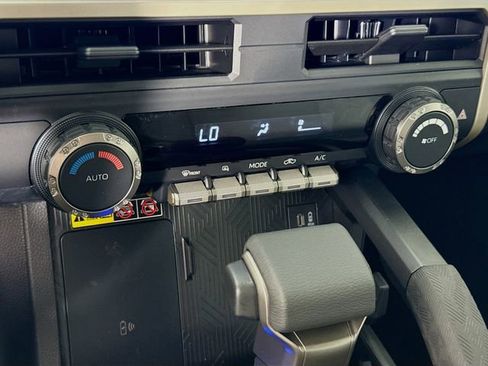 New 2026 Toyota Tacoma SR5 AWD/4WD image 15