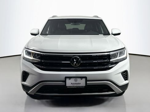 Certified 2021 Volkswagen Atlas Cross Sport SE image 2