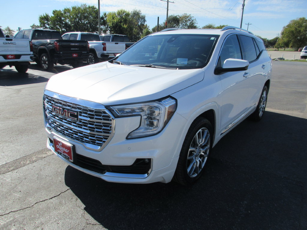 Certified 2024 GMC Terrain Denali AWD/4WD image 12