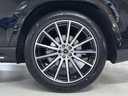 New 2026 Mercedes-Benz GLS 580 4MATIC image 11