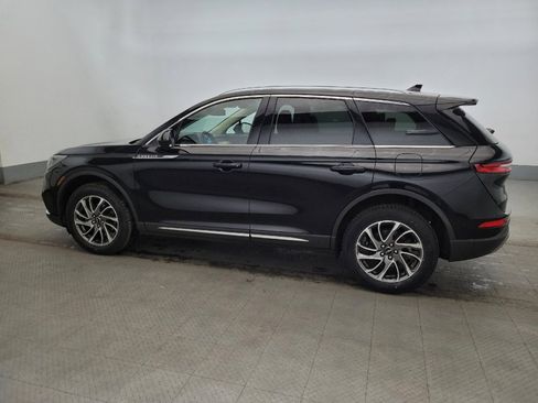 Used 2022 Lincoln Corsair AWD w/ Equipment Group 101A image 3