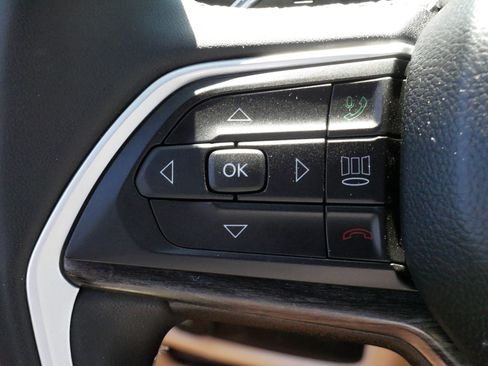 Used 2022 Jeep Grand Cherokee Limited 4xe AWD/4WD image 26
