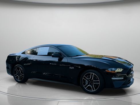 Certified 2022 Ford Mustang GT Premium RWD image 35