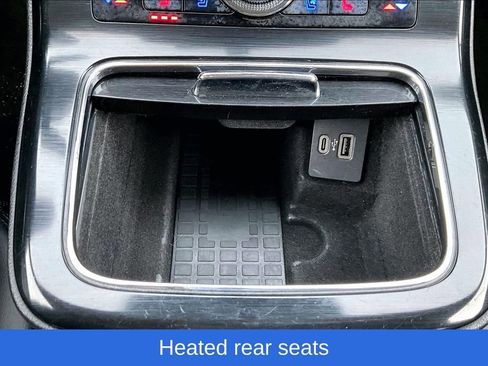 Used 2022 Lincoln Nautilus Reserve image 17