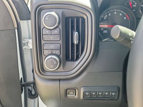 Used 2023 GMC Sierra 3500 Pro AWD/4WD image 12