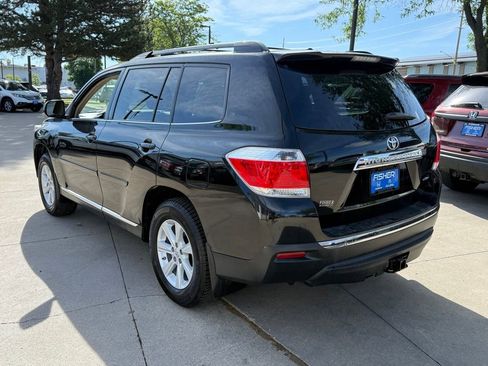 Used 2012 Toyota Highlander SE w/ Tow Pkg AWD/4WD image 6