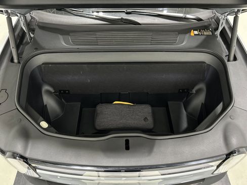 Used 2023 Rivian R1T Adventure image 14