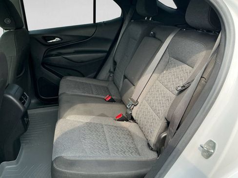 Used 2022 Chevrolet Equinox LT FWD image 14