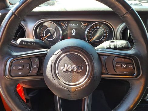 Used 2018 Jeep Wrangler Unlimited Sport S AWD/4WD image 14