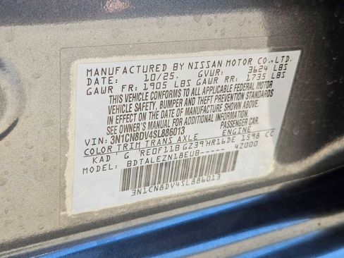 Used 2025 Nissan Versa S w/ Trunk Package FWD image 32