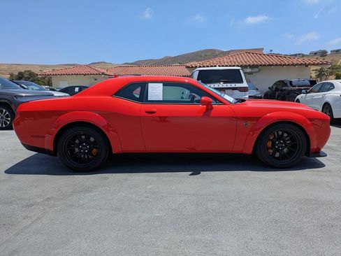 Used 2022 Dodge Challenger SRT Hellcat image 5