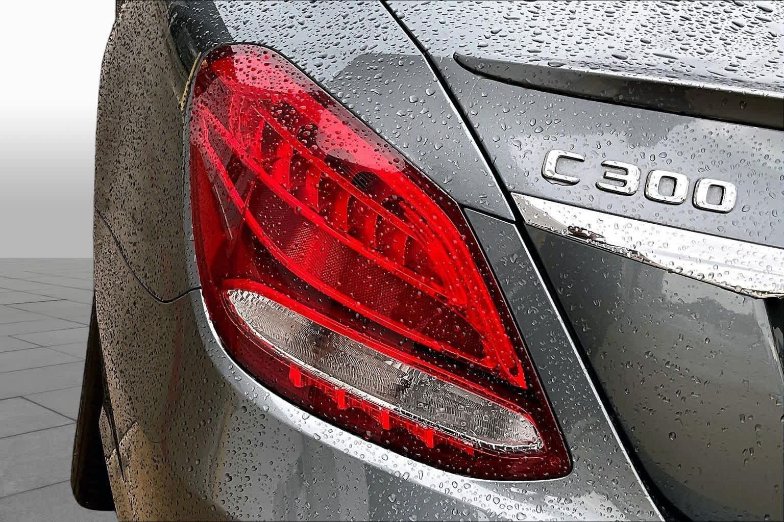 Used 2017 Mercedes-Benz C 300 Sedan image 25