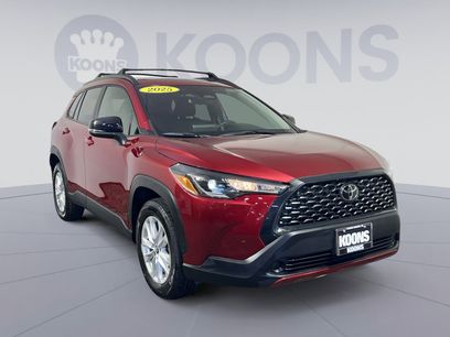 Used 2025 Toyota Corolla Cross LE w/ Moonroof Package