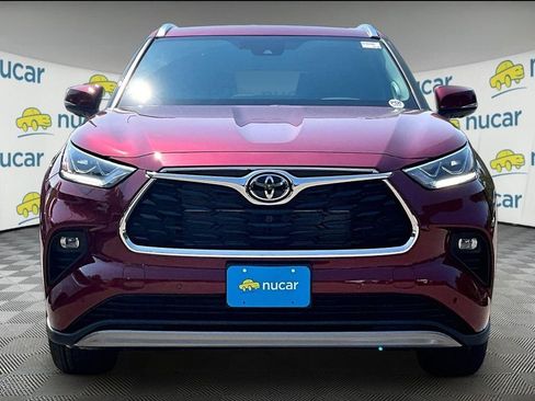 New 2026 Toyota Highlander Platinum AWD/4WD image 3