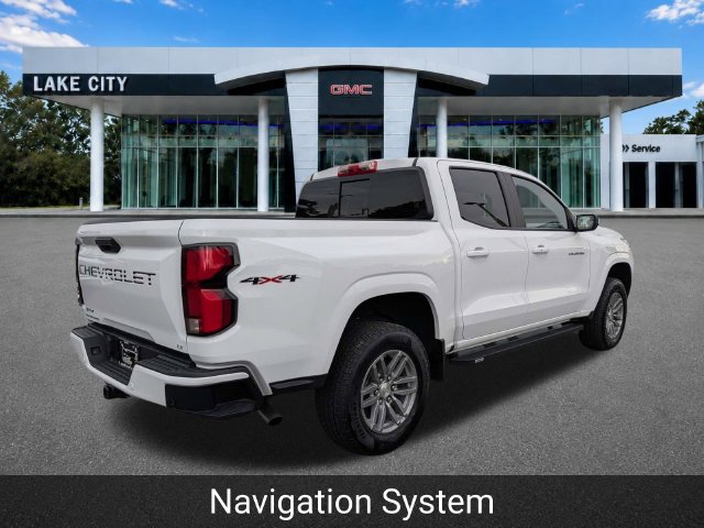 Used 2024 Chevrolet Colorado LT w/ LT Convenience Package III AWD/4WD image 4