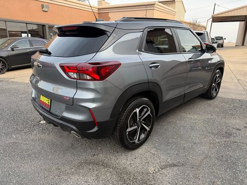 Used 2021 Chevrolet TrailBlazer RS w/ Sun and Liftgate Package image 5