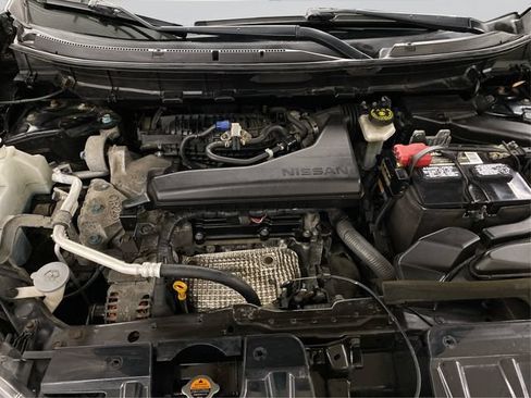 Used 2017 Nissan Rogue S AWD/4WD image 13