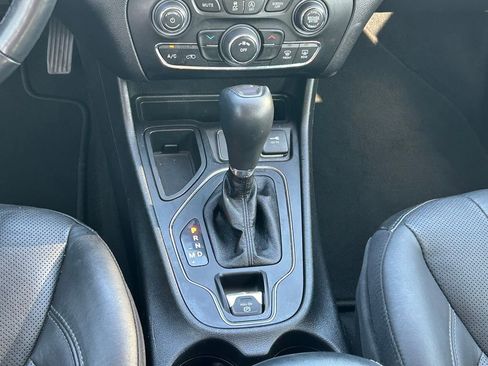 Used 2021 Jeep Cherokee Latitude Lux image 21