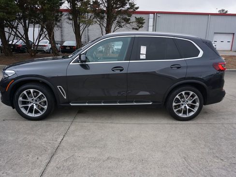 Used 2023 BMW X5 xDrive40i w/ Luxury Seating Package image 19