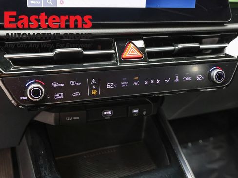 Used 2023 Kia Niro Wind w/ Wind Preserve Package FWD image 20