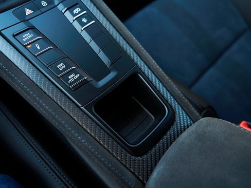 Used 2025 Porsche 718 Cayman GT4 RS w/ Weissach Package image 55