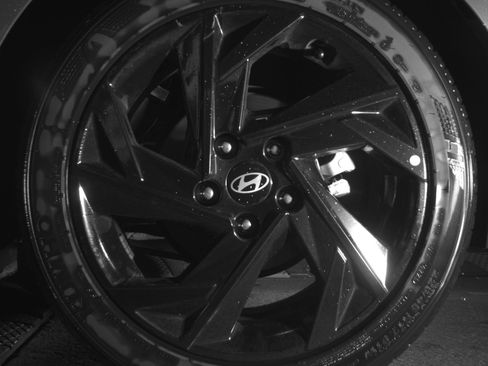 Used 2026 Hyundai Elantra Sport FWD image 17