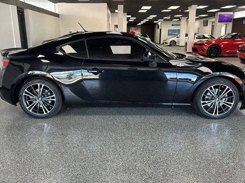 Used 2013 Scion FR-S RWD image 8