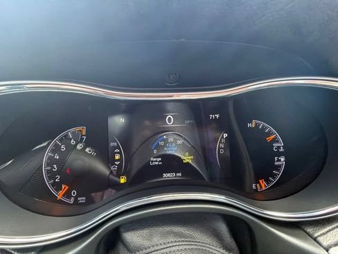 Used 2021 Jeep Grand Cherokee Overland AWD/4WD image 16