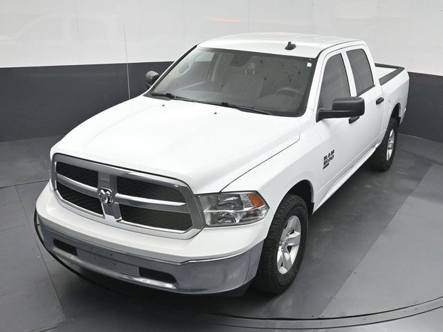 Used 2023 RAM 1500 Classic SLT w/ Electronics Group AWD/4WD image 41