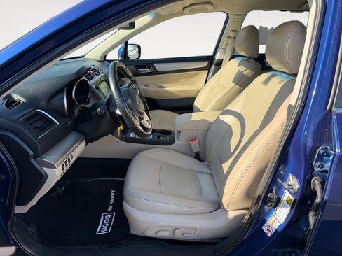 Used 2015 Subaru Outback 2.5i Premium image 10