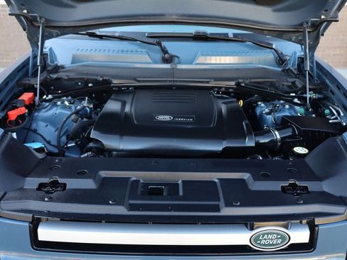 Used 2020 Land Rover Defender 110 S image 10