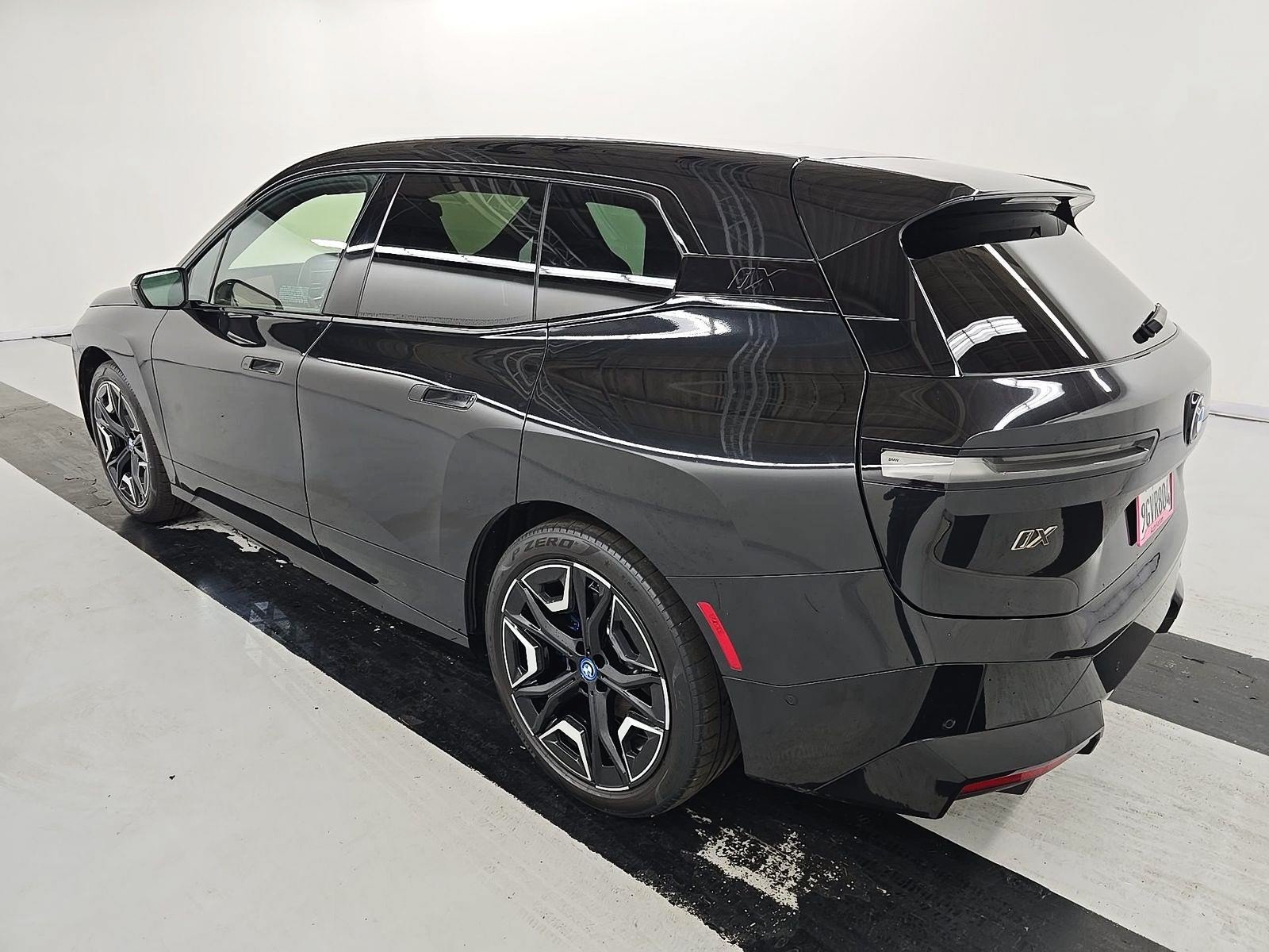 Used 2023 BMW iX M60 w/ Executive Package AWD/4WD image 4