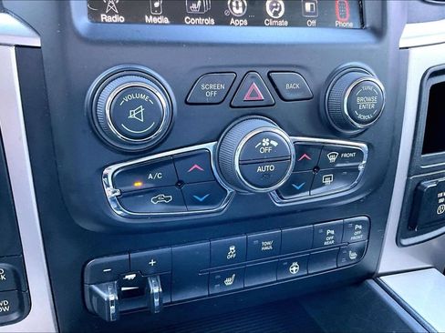 Used 2017 RAM 1500 Big Horn AWD/4WD image 32