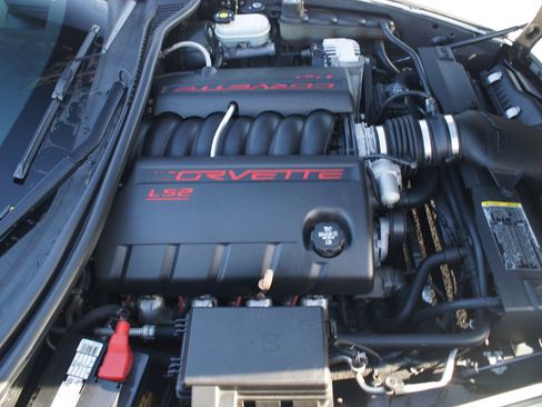 Used 2007 Chevrolet Corvette Convertible w/ Preferred Equipment Group image 16