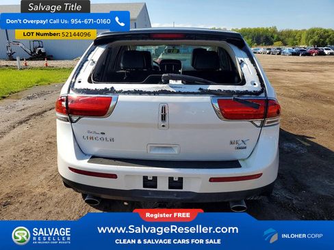 Used 2014 Lincoln MKX AWD w/ Equipment Group 102A image 8