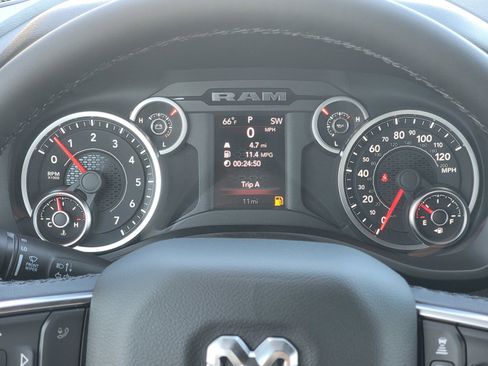 New 2025 RAM 1500 Big Horn image 29