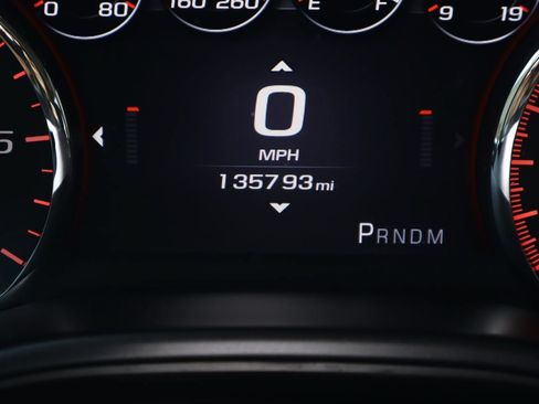 Used 2014 GMC Sierra 1500 Denali w/ Suspension Package, Off-Road AWD/4WD image 10