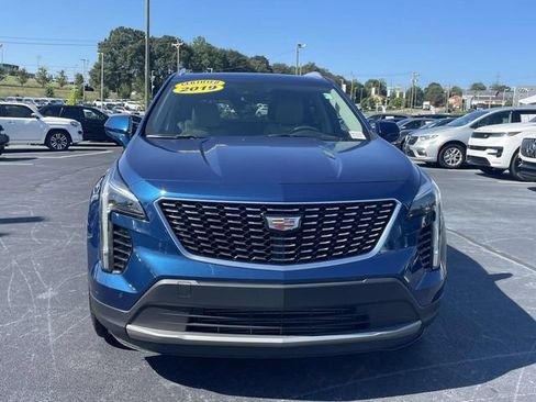 Used 2019 Cadillac XT4 Premium Luxury FWD image 2