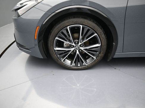 Used 2024 Toyota Prius XLE image 10