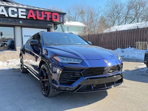 Used 2019 Lamborghini Urus image 3