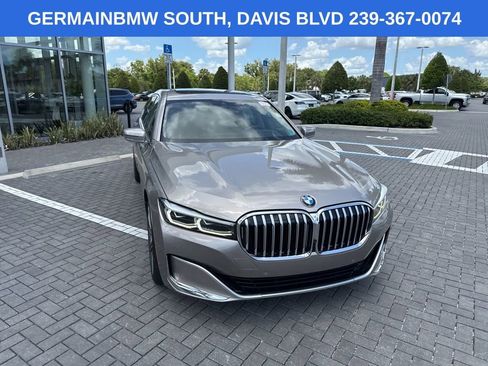 Used 2020 BMW 750i xDrive w/ Executive Package AWD/4WD image 15