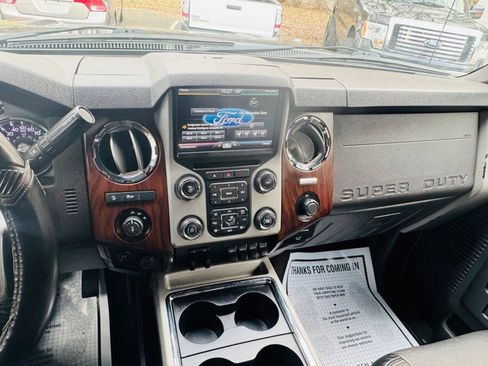 Used 2015 Ford F350 Lariat w/ Lariat Ultimate Package AWD/4WD image 12