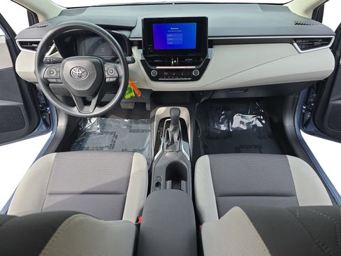 Used 2026 Toyota Corolla LE image 9