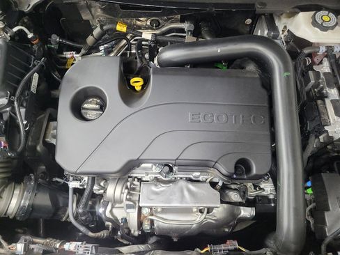 Used 2024 Chevrolet Equinox LT image 30